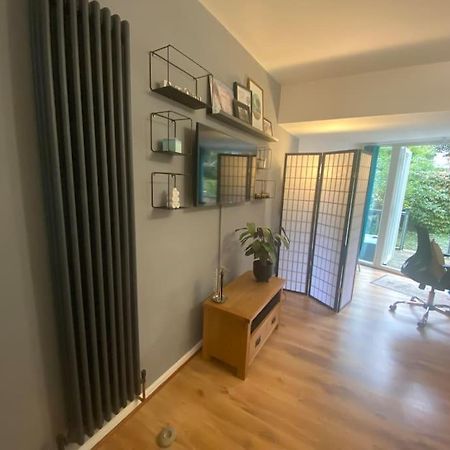 London City Retreat Escape In Oval - Elephant & Castle Экстерьер фото