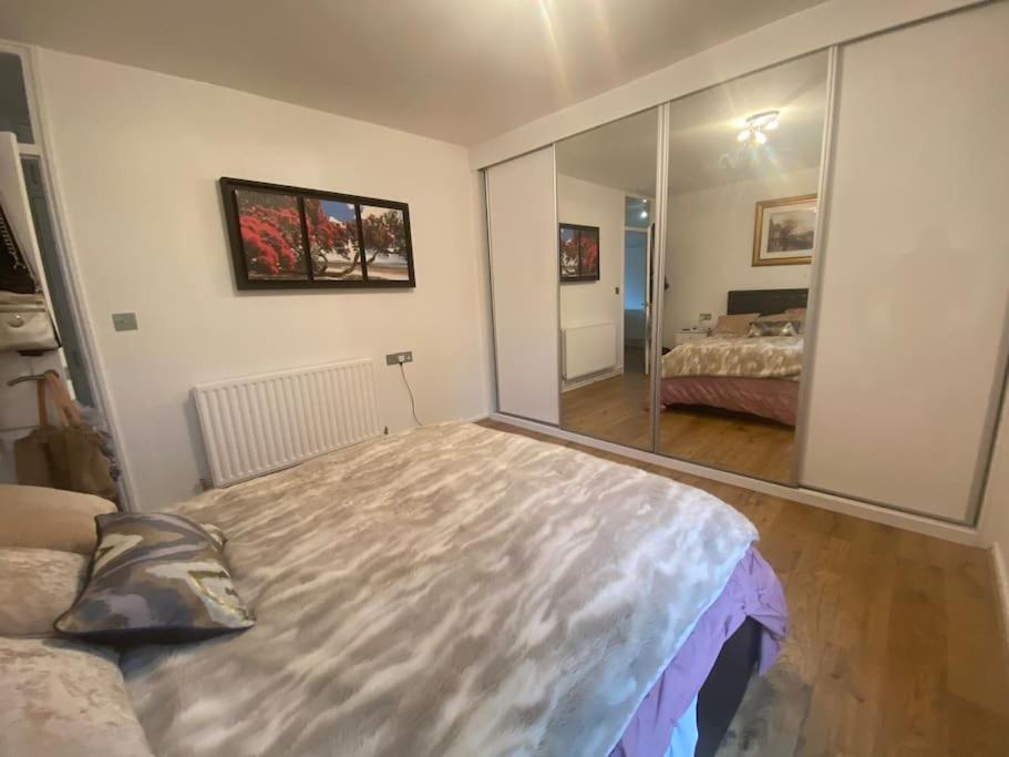 London City Retreat Escape In Oval - Elephant & Castle Экстерьер фото