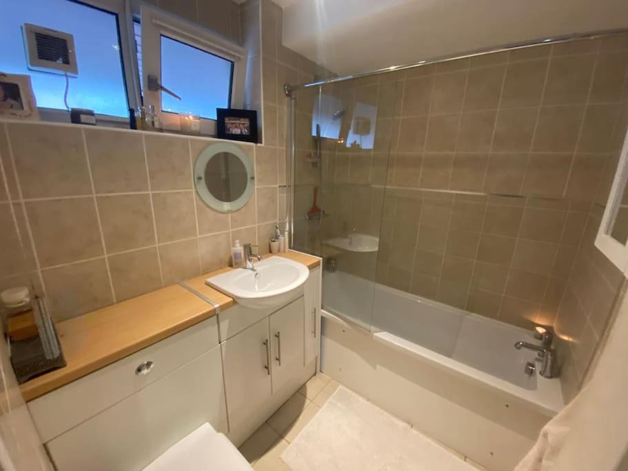 London City Retreat Escape In Oval - Elephant & Castle Экстерьер фото