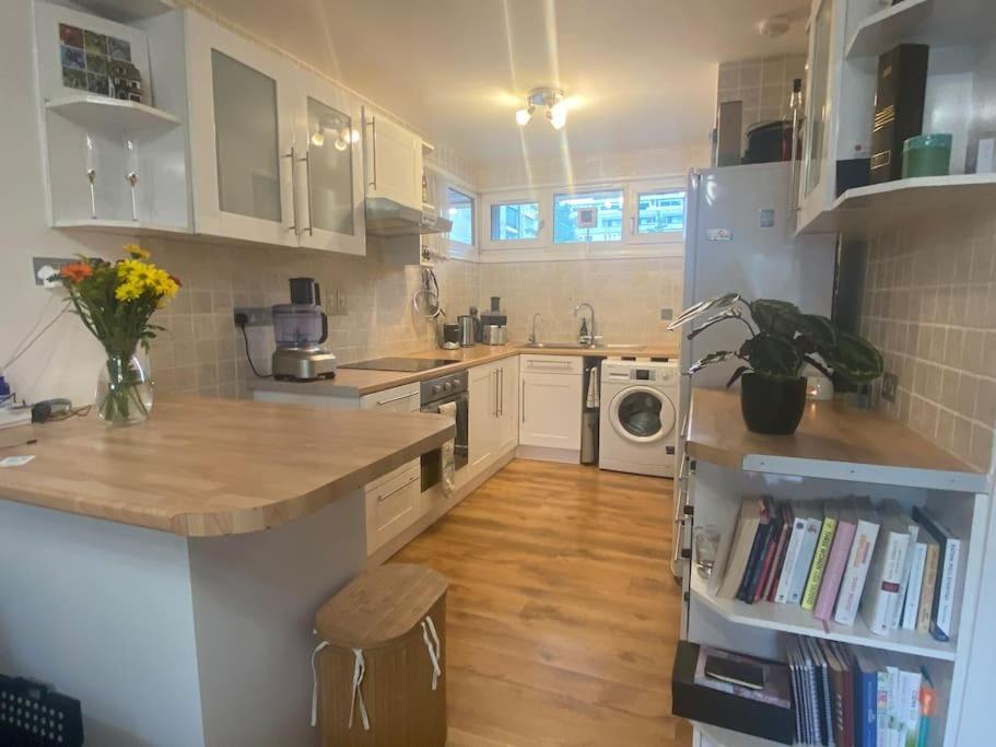 London City Retreat Escape In Oval - Elephant & Castle Экстерьер фото